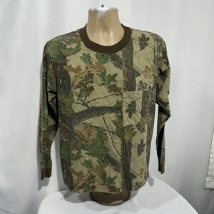 Vintage Realtree Camo T-SHIRT Size Medium Pocket Hunting Y2K EUC